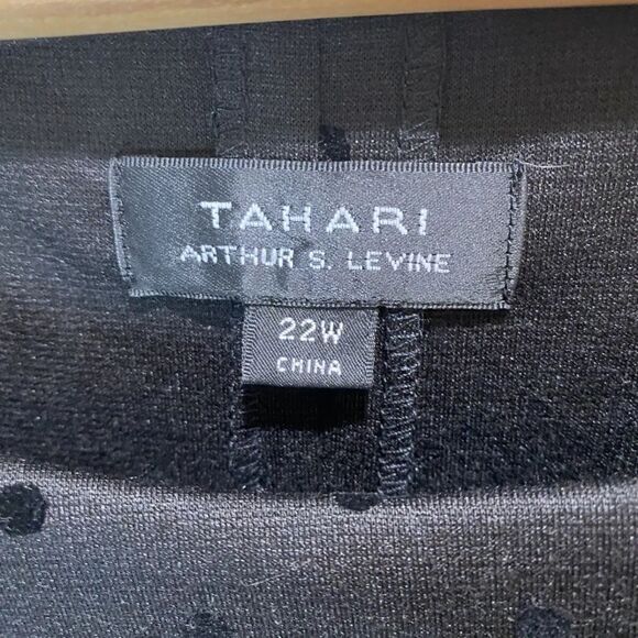 Tahari Black Polka Dot Layered Knit Dress 22W - Picture 4 of 6